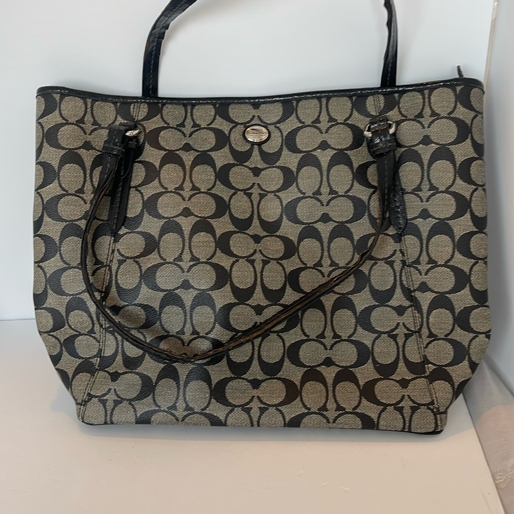 Signature Michael kors Bag